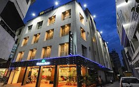 Fabhotel Greens Gate